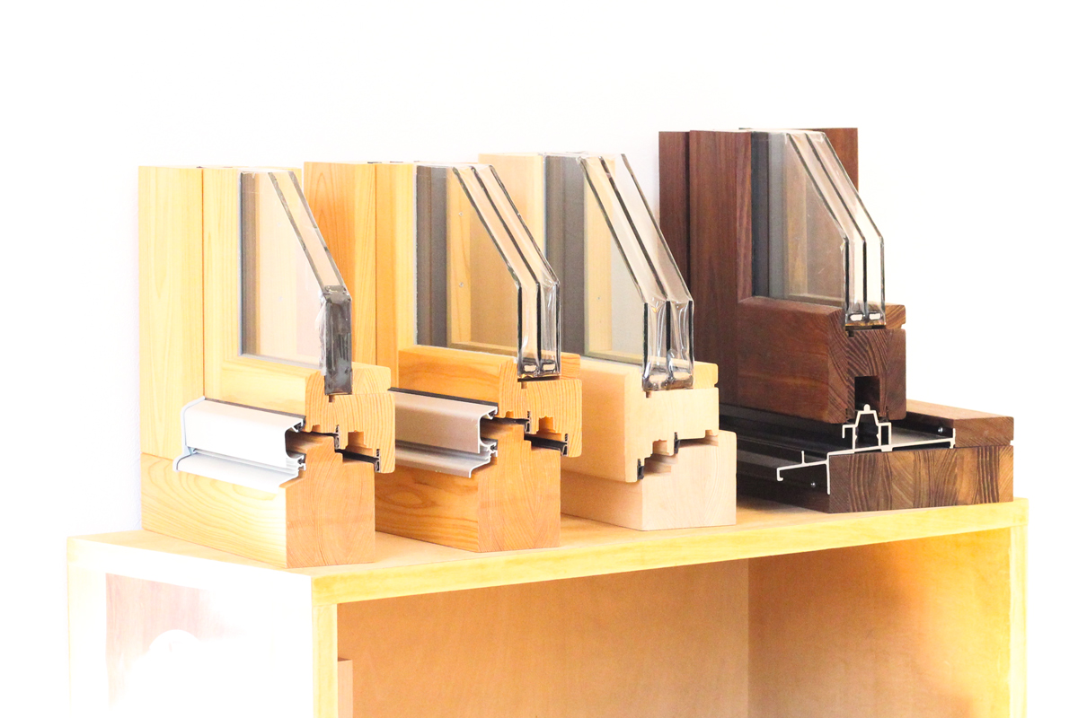 防火認定を取得し高い断熱性能を誇るつるた株式会社の木製サッシ製品